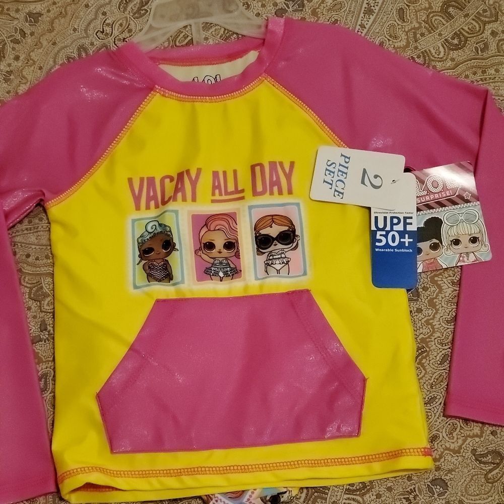 L.O.L. SURPRISE (NWT) Girl's 2 Piece Swim/Rash guard Set Size: 6